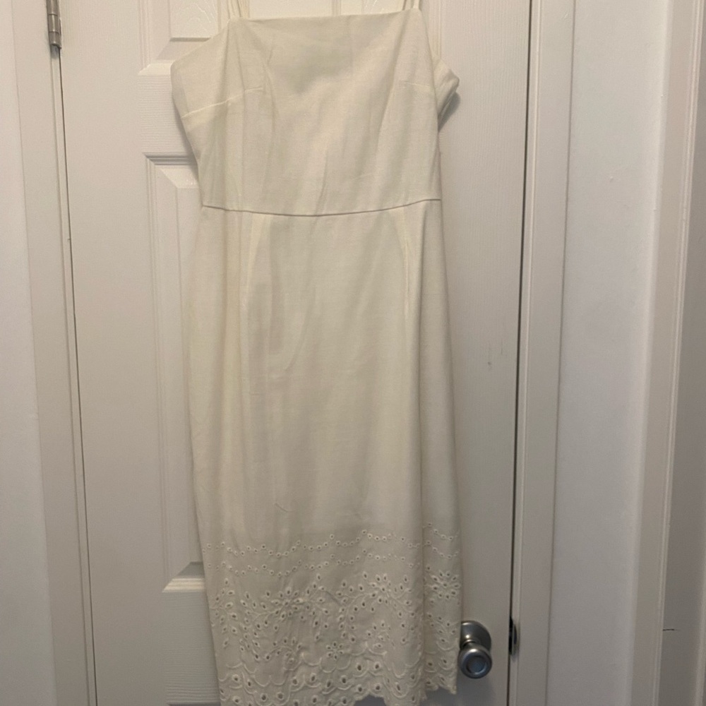 Chic White Midi Dress with Eyelet Hem
